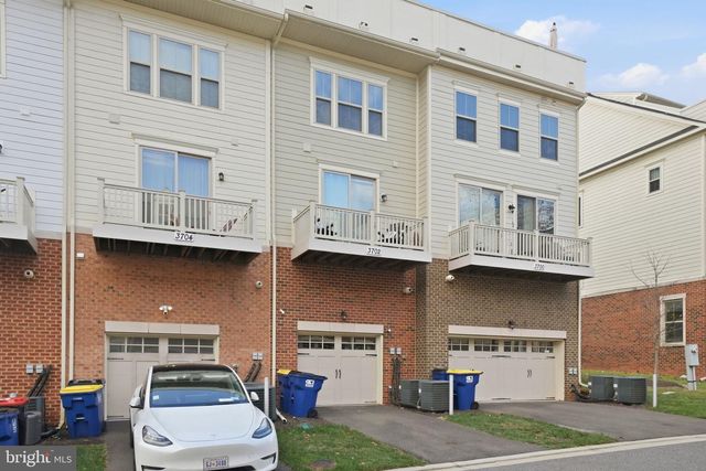 3702 JAMISON ST NE, Washington, DC 20018