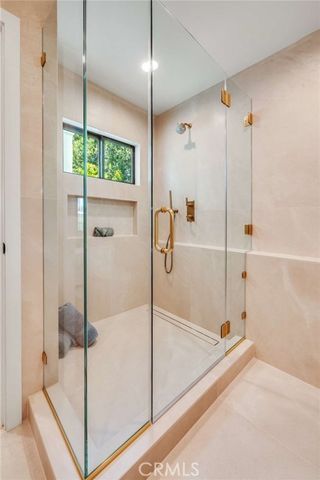 4171 Holly Knoll Drive, Los Angeles, CA 90027