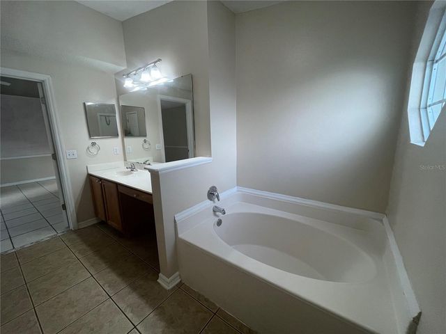 2127 MARISOL LOOP, Kissimmee, FL 34743