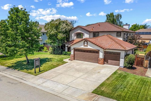 15390 La Arboleda Way, Morgan Hill, CA 95037