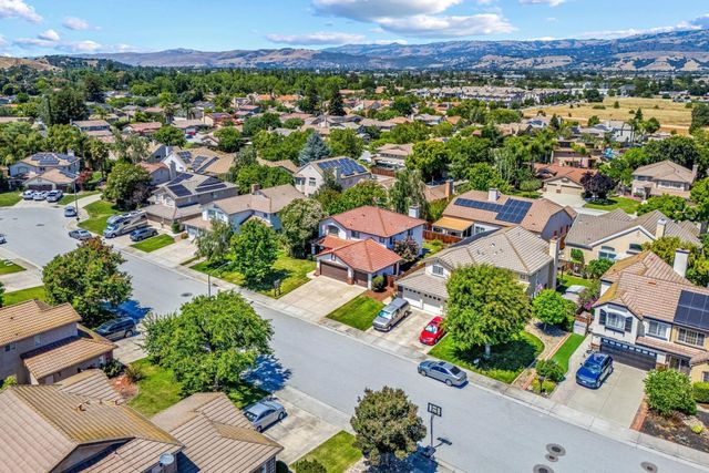 15390 La Arboleda Way, Morgan Hill, CA 95037