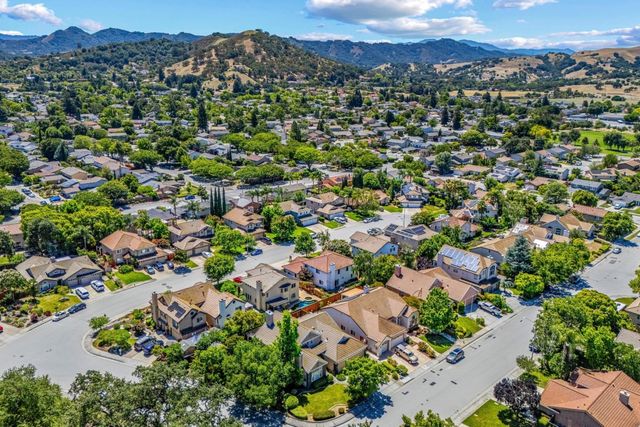 15390 La Arboleda Way, Morgan Hill, CA 95037