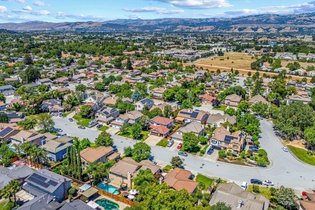 15390 La Arboleda Way, Morgan Hill, CA 95037