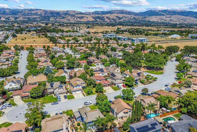 15390 La Arboleda Way, Morgan Hill, CA 95037