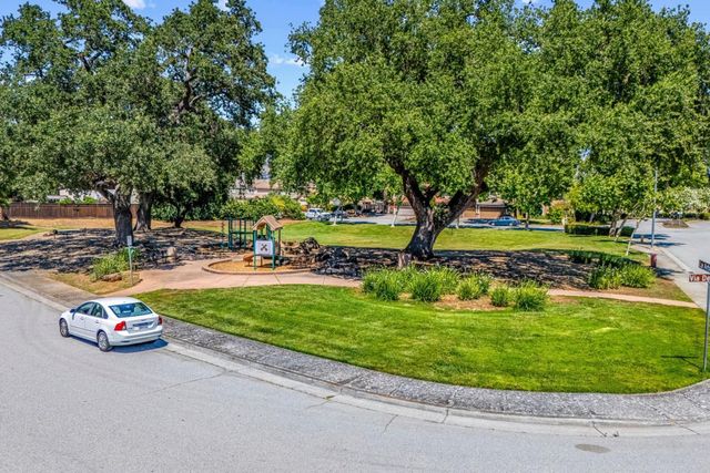 15390 La Arboleda Way, Morgan Hill, CA 95037