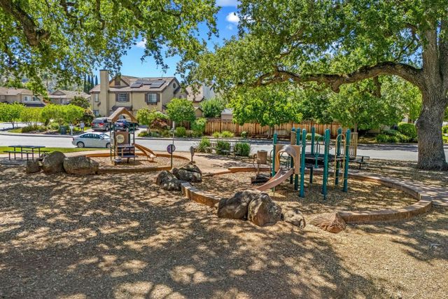 15390 La Arboleda Way, Morgan Hill, CA 95037