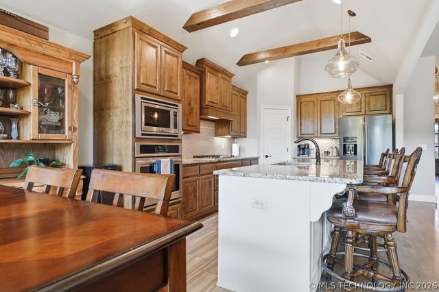 4106 S 12th Place, Broken Arrow, OK 74011