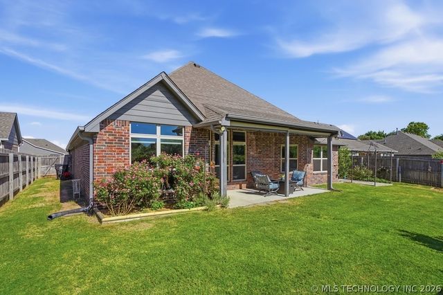 4106 S 12th Place, Broken Arrow, OK 74011