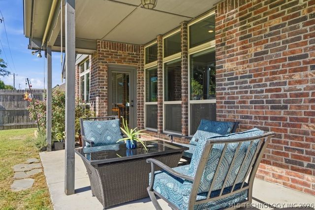 4106 S 12th Place, Broken Arrow, OK 74011