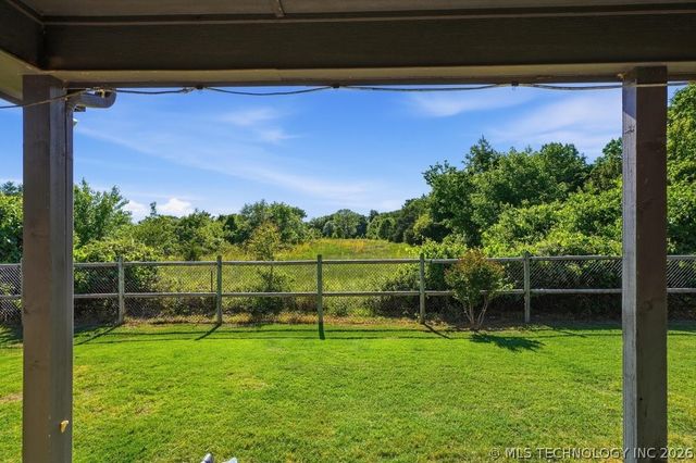 4106 S 12th Place, Broken Arrow, OK 74011