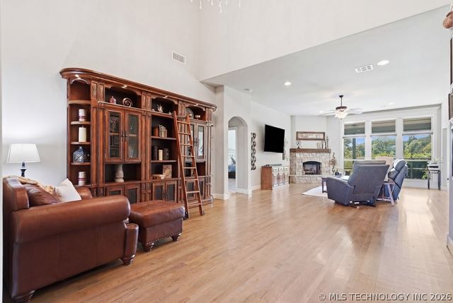 4106 S 12th Place, Broken Arrow, OK 74011