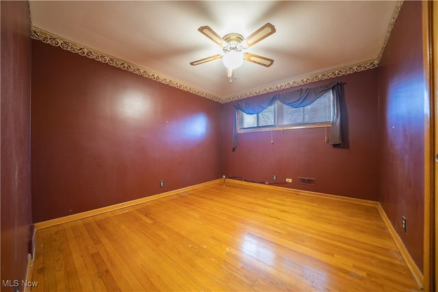 6691 Crenshaw Drive, Parma Heights, OH 44130