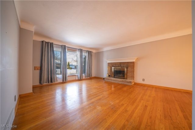 6691 Crenshaw Drive, Parma Heights, OH 44130