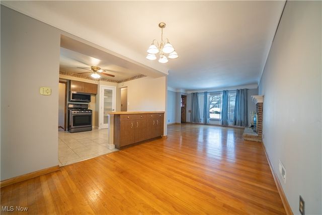 6691 Crenshaw Drive, Parma Heights, OH 44130