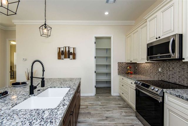 40 Cypress Point Drive, Mohave Valley, AZ 86440