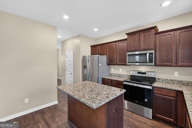 2050 Theberton Trail, Locust Grove, GA 30248