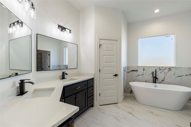 7222 Jordan Drive, Tuttle, OK 73089