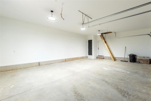 7222 Jordan Drive, Tuttle, OK 73089