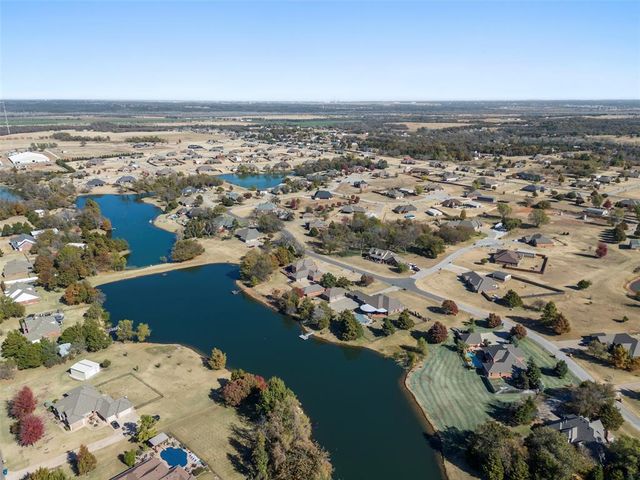 7222 Jordan Drive, Tuttle, OK 73089