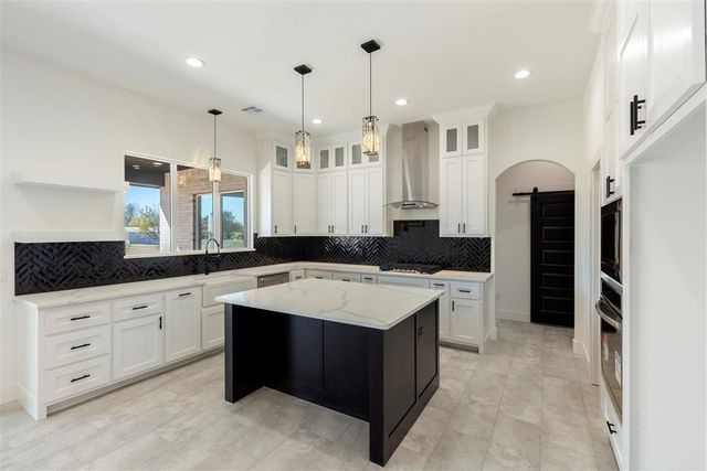 7222 Jordan Drive, Tuttle, OK 73089