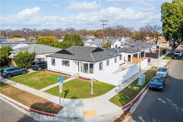 3602 Nipomo Avenue, Long Beach, CA 90808