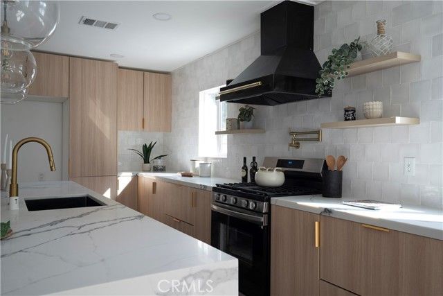 3602 Nipomo Avenue, Long Beach, CA 90808