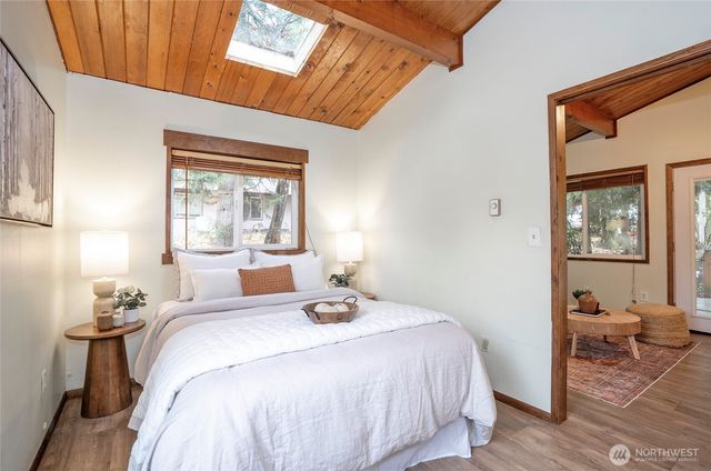 70 E Larchmont Place, Shelton, WA 98584