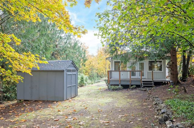 70 E Larchmont Place, Shelton, WA 98584