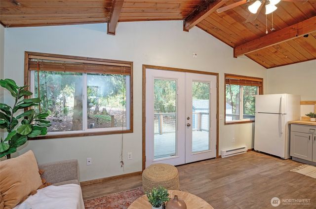 70 E Larchmont Place, Shelton, WA 98584