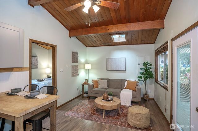 70 E Larchmont Place, Shelton, WA 98584