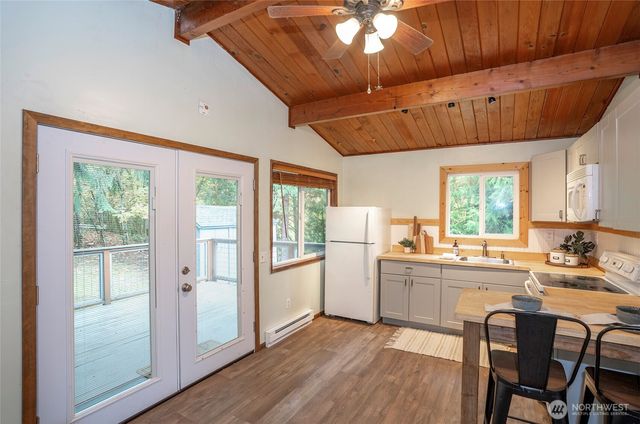 70 E Larchmont Place, Shelton, WA 98584