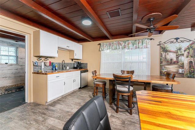 2186 OYSTER CREEK DRIVE, Englewood, FL 34224