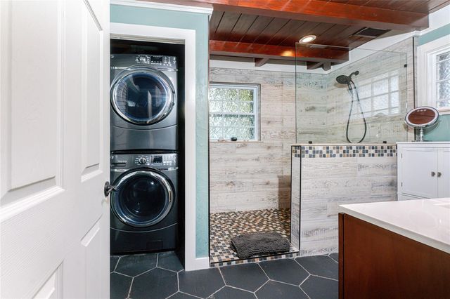 2186 OYSTER CREEK DRIVE, Englewood, FL 34224