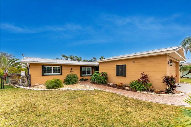 2186 OYSTER CREEK DRIVE, Englewood, FL 34224