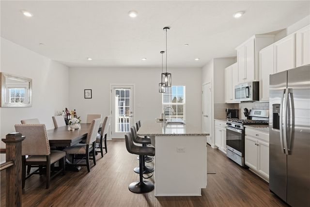 200 Amon St, Cranberry Twp, PA 16066