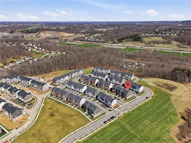 200 Amon St, Cranberry Twp, PA 16066