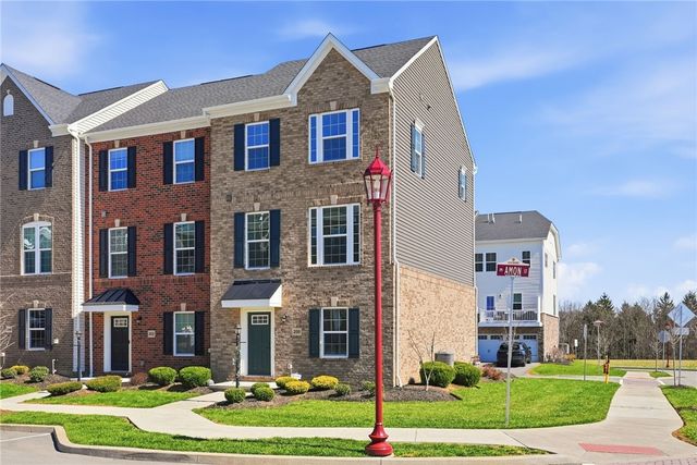 200 Amon St, Cranberry Twp, PA 16066