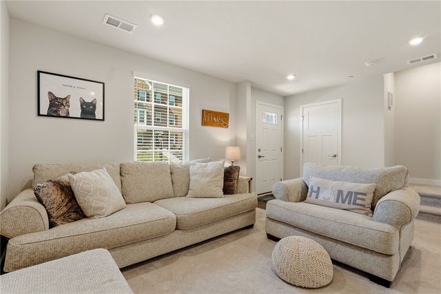 200 Amon St, Cranberry Twp, PA 16066