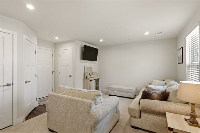 200 Amon St, Cranberry Twp, PA 16066