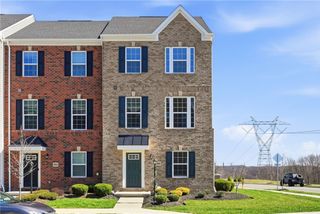 200 Amon St, Cranberry Twp, PA 16066