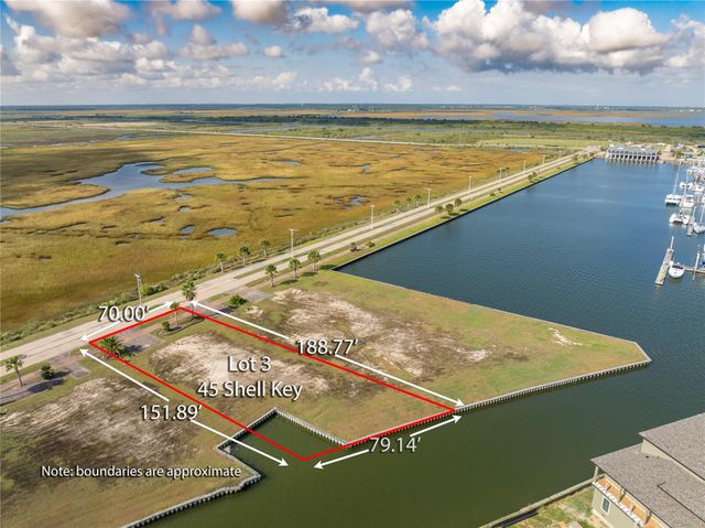 45 Shell Key, Hitchcock, TX 77563
