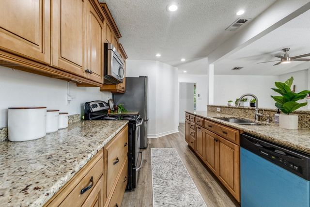 2020 Meadowbrook Drive, Mesquite, TX 75149