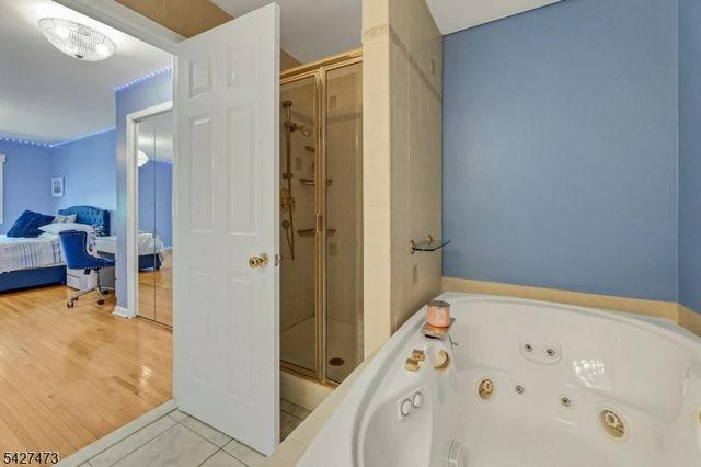 100 Easedale Rd 100, Wayne Twp., NJ 07470