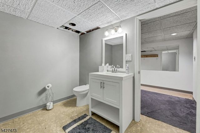 100 Easedale Rd 100, Wayne Twp., NJ 07470