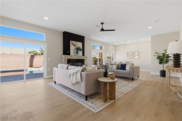 7536 Gossamer Wind Street, Las Vegas, NV 89139