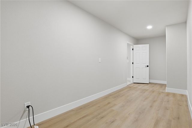 7536 Gossamer Wind Street, Las Vegas, NV 89139