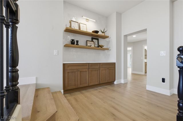 7536 Gossamer Wind Street, Las Vegas, NV 89139