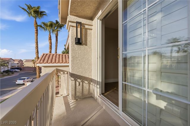 7536 Gossamer Wind Street, Las Vegas, NV 89139