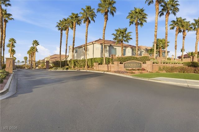 7536 Gossamer Wind Street, Las Vegas, NV 89139