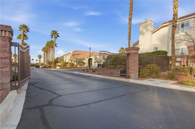 7536 Gossamer Wind Street, Las Vegas, NV 89139